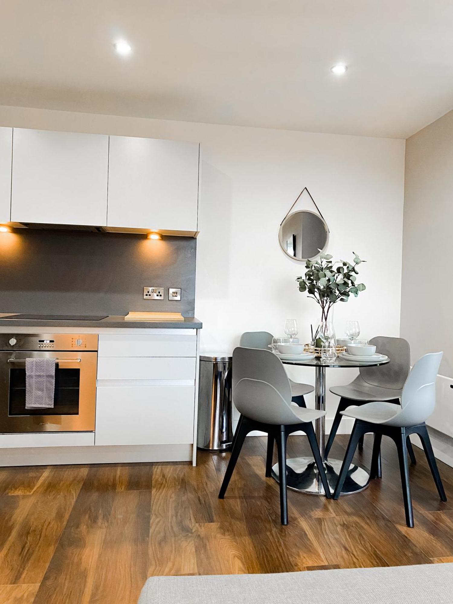 The Panda - Modern 2 Bedroom Apt In Manchester City Centre المظهر الخارجي الصورة