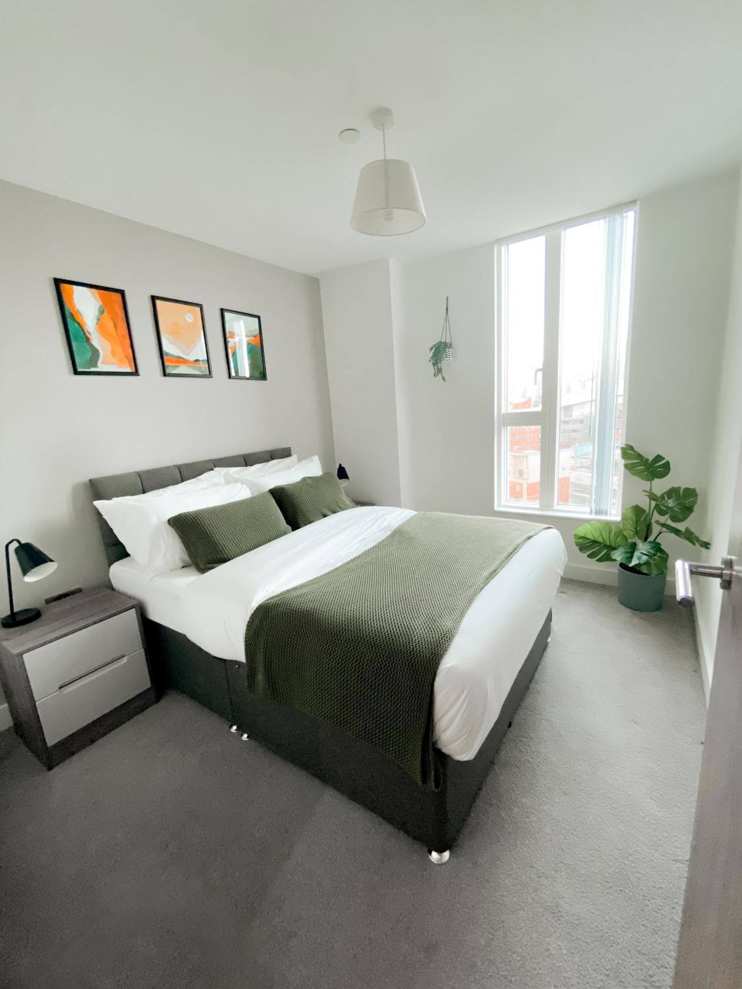 The Panda - Modern 2 Bedroom Apt In Manchester City Centre المظهر الخارجي الصورة